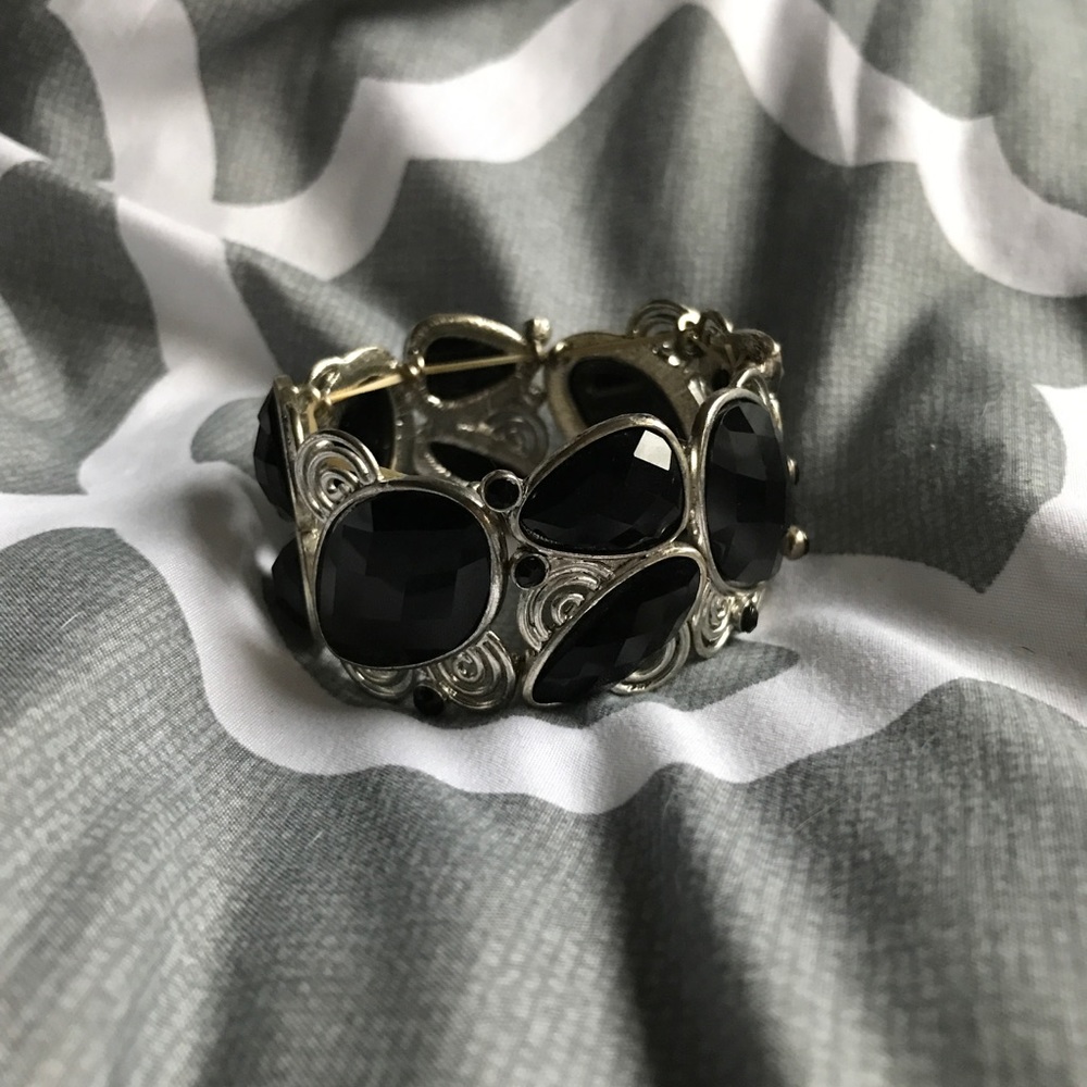 Black gem bracelet